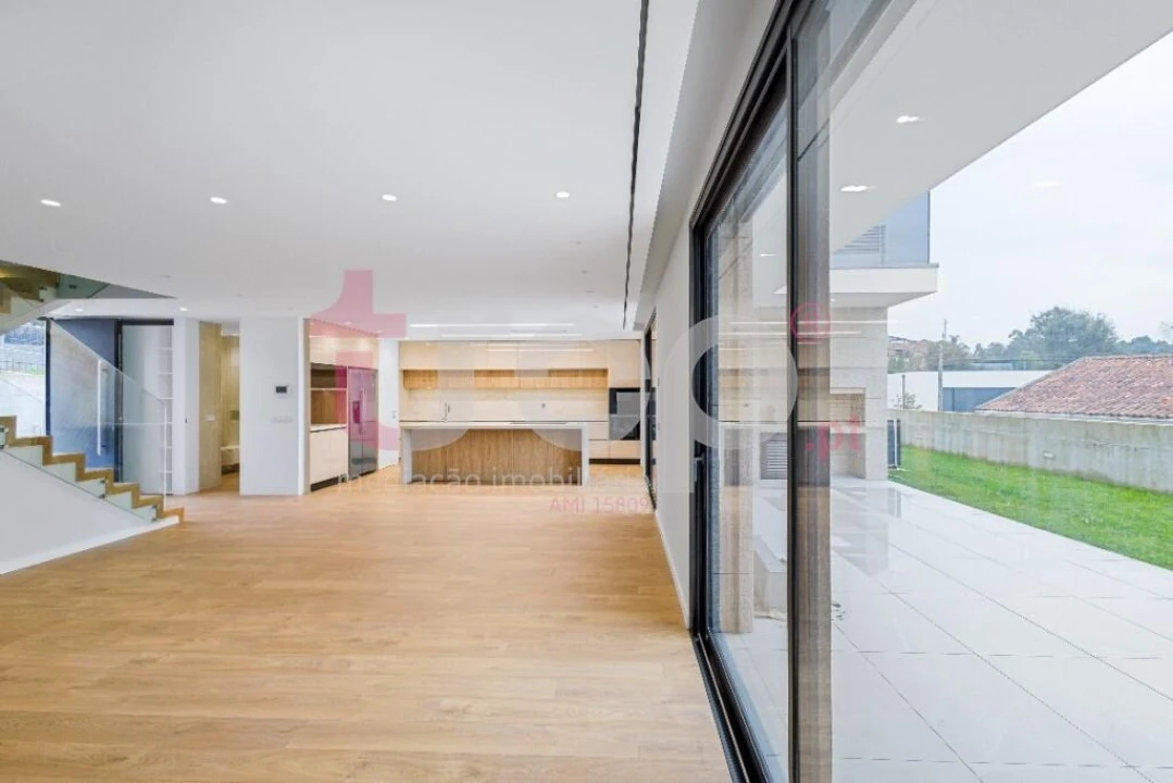 Moradia T3 para Venda em Abade de Neiva Foto 16