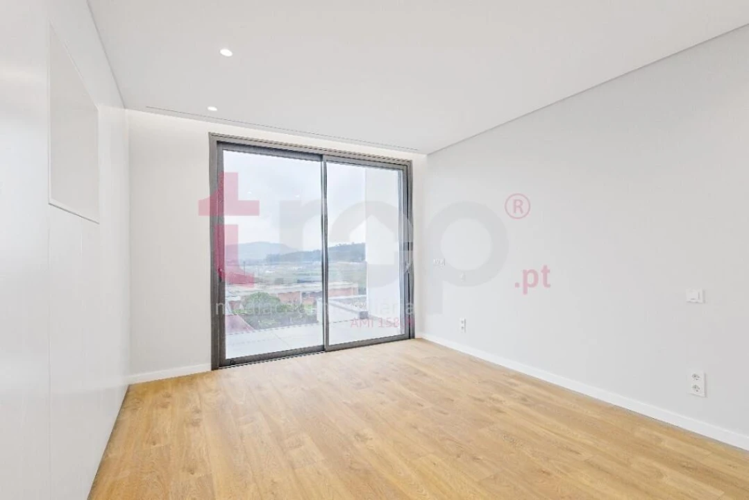 Moradia T3 para Venda em Abade de Neiva Foto 25