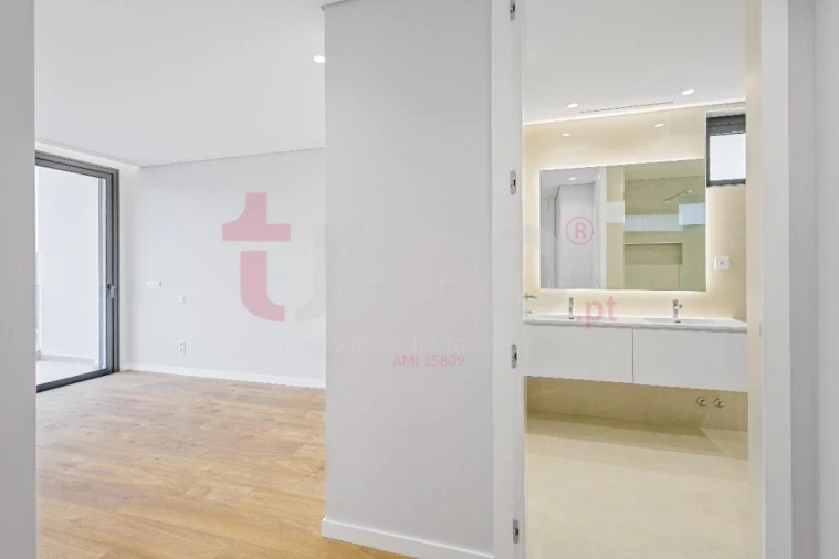 Moradia T3 para Venda em Abade de Neiva Foto 24