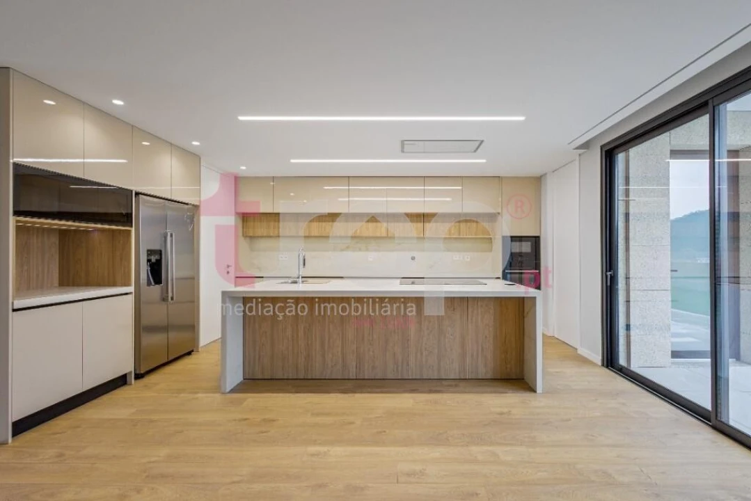 Moradia T3 para Venda em Abade de Neiva Foto 10