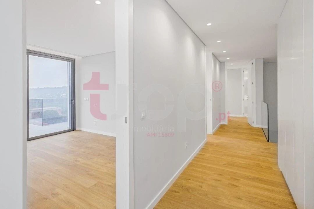 Moradia T3 para Venda em Abade de Neiva Foto 21