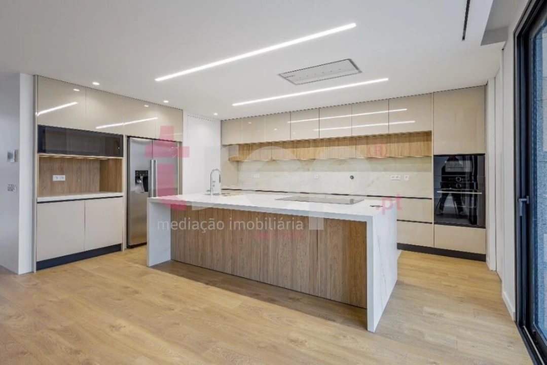 Moradia T3 para Venda em Abade de Neiva Foto 9