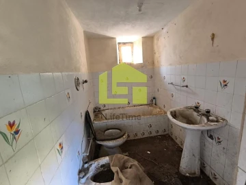 Moradia T4 para Venda em Serpins