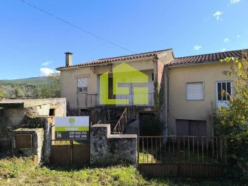 Moradia T4 para Venda em Serpins