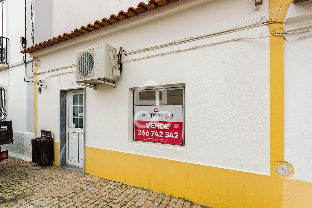 Negócio para Venda em Pavia Foto 1