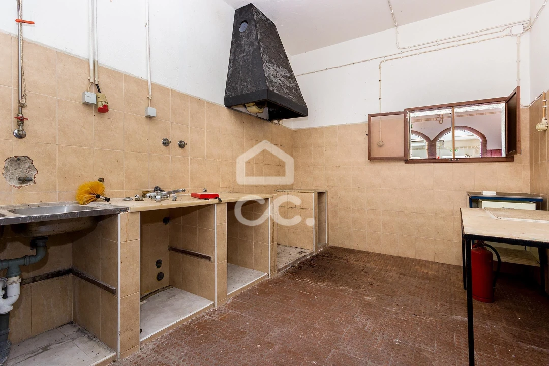 Negócio para Venda em Pavia Foto 8