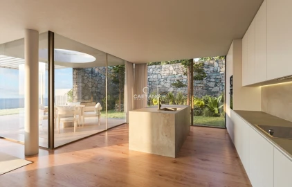 Moradia T4 para Venda em Estreito da Calheta