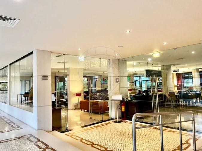 Apartamento T1 para Venda em Cascais e Estoril Foto 17