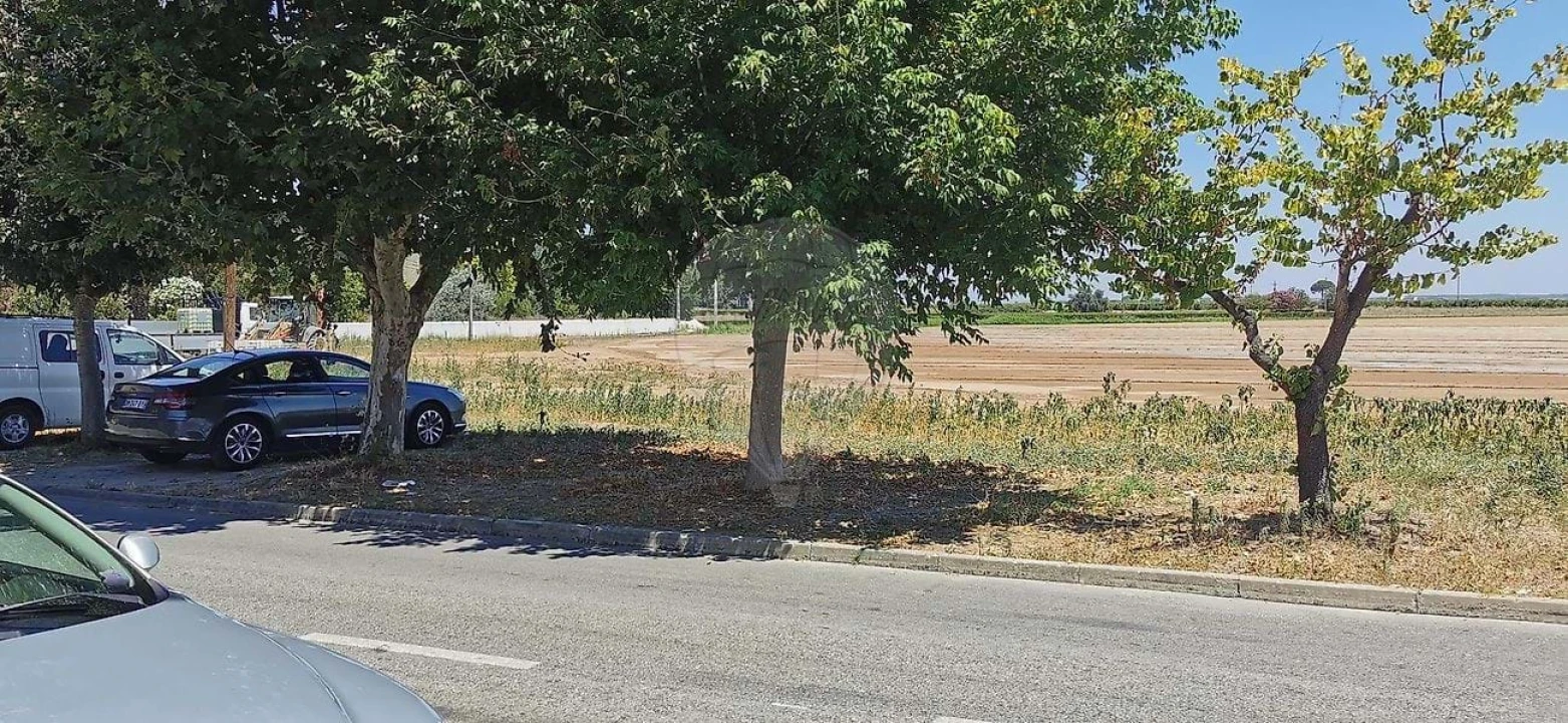 Moradia T2 para Venda em Benfica do Ribatejo Foto 2