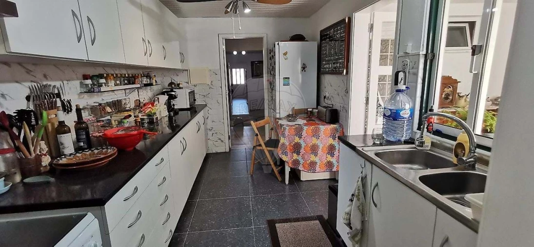 Moradia T2 para Venda em Benfica do Ribatejo Foto 3