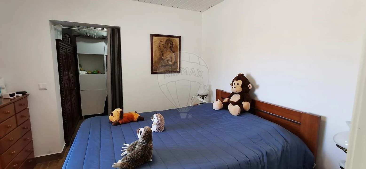 Moradia T2 para Venda em Benfica do Ribatejo Foto 6