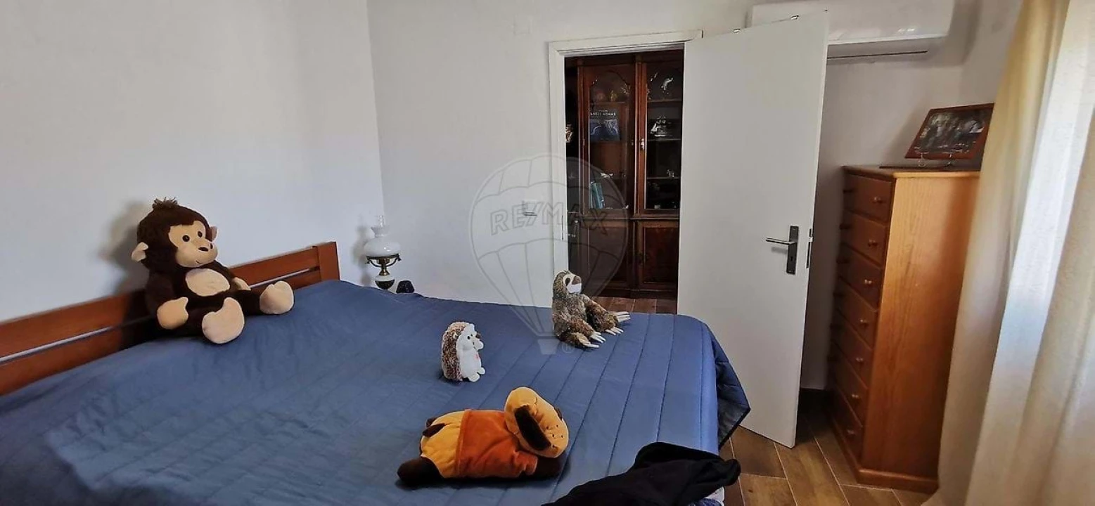 Moradia T2 para Venda em Benfica do Ribatejo Foto 7