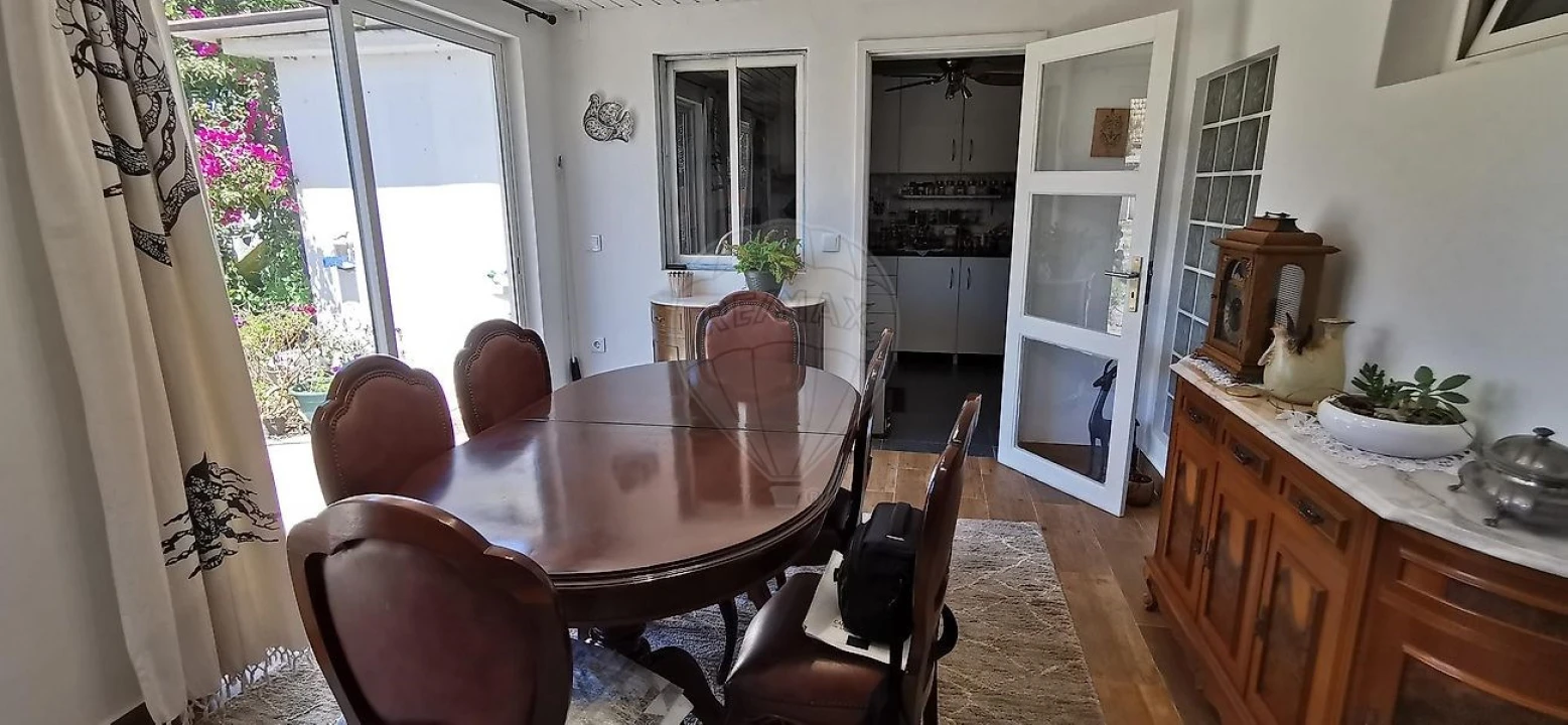 Moradia T2 para Venda em Benfica do Ribatejo Foto 33