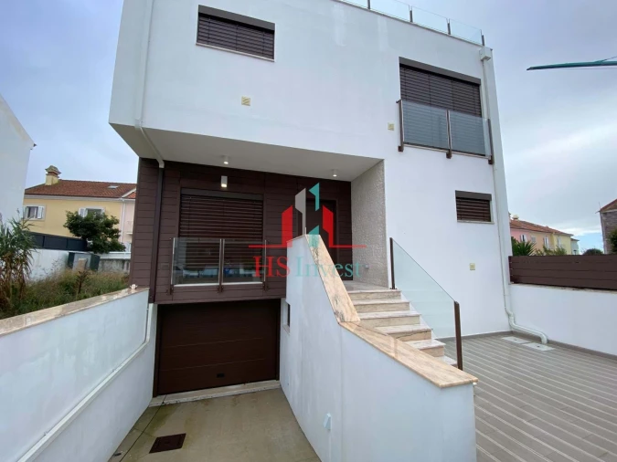 Moradia T4 para Arrendamento em Alcochete Foto 38