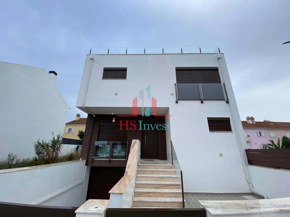 Moradia T4 para Arrendamento em Alcochete Foto 40