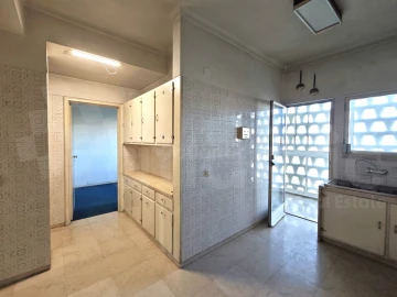 Apartamento T6 para Venda em Alvalade