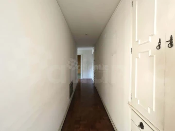 Apartamento T6 para Venda em Alvalade