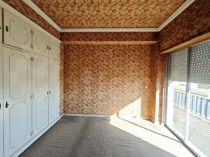 Apartamento T6 para Venda em Alvalade Foto 34