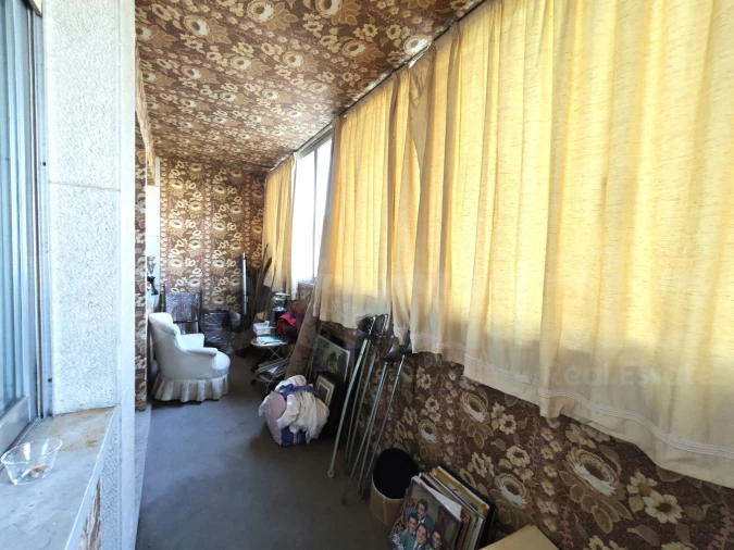 Apartamento T6 para Venda em Alvalade Foto 20