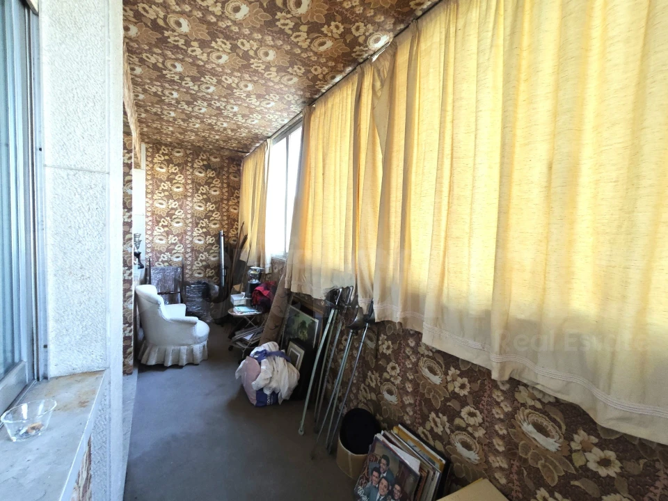 Apartamento T6 para Venda em Alvalade Foto 20