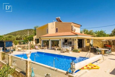 Moradia T3 para Venda em Albufeira e Olhos de Água