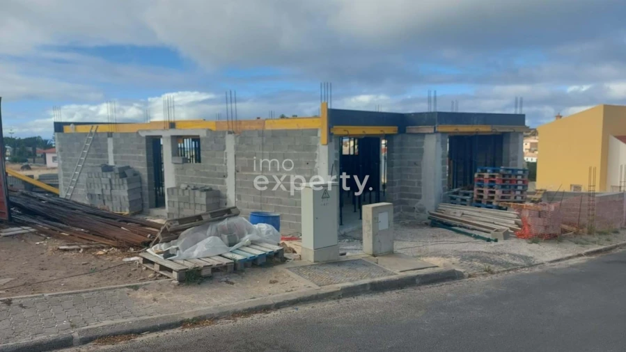 Moradia T3 para Venda em Porto Santo Foto 35