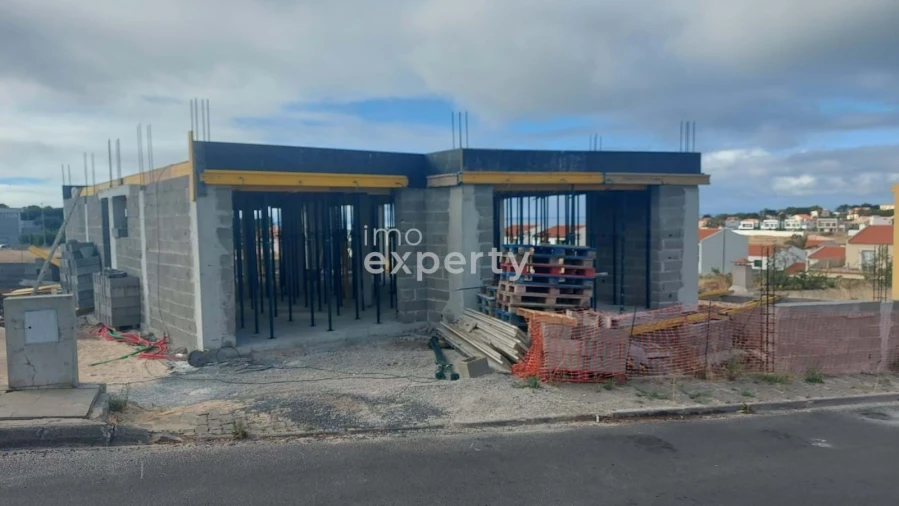 Moradia T3 para Venda em Porto Santo Foto 34