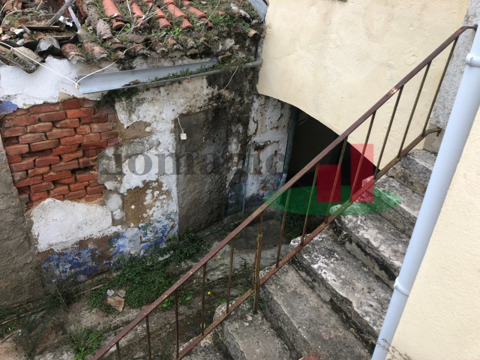 Prédio para Venda em Santo Antão e São Julião do Tojal Foto 7