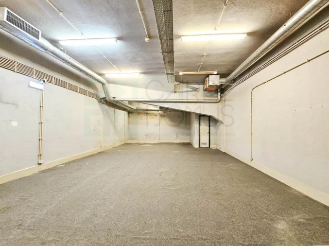 Loja para Venda em Malveira e São Miguel de Alcainça Foto 17