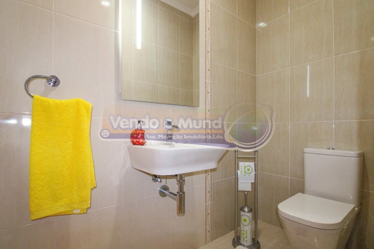 Moradia T4 para Venda em Samora Correia Foto 16