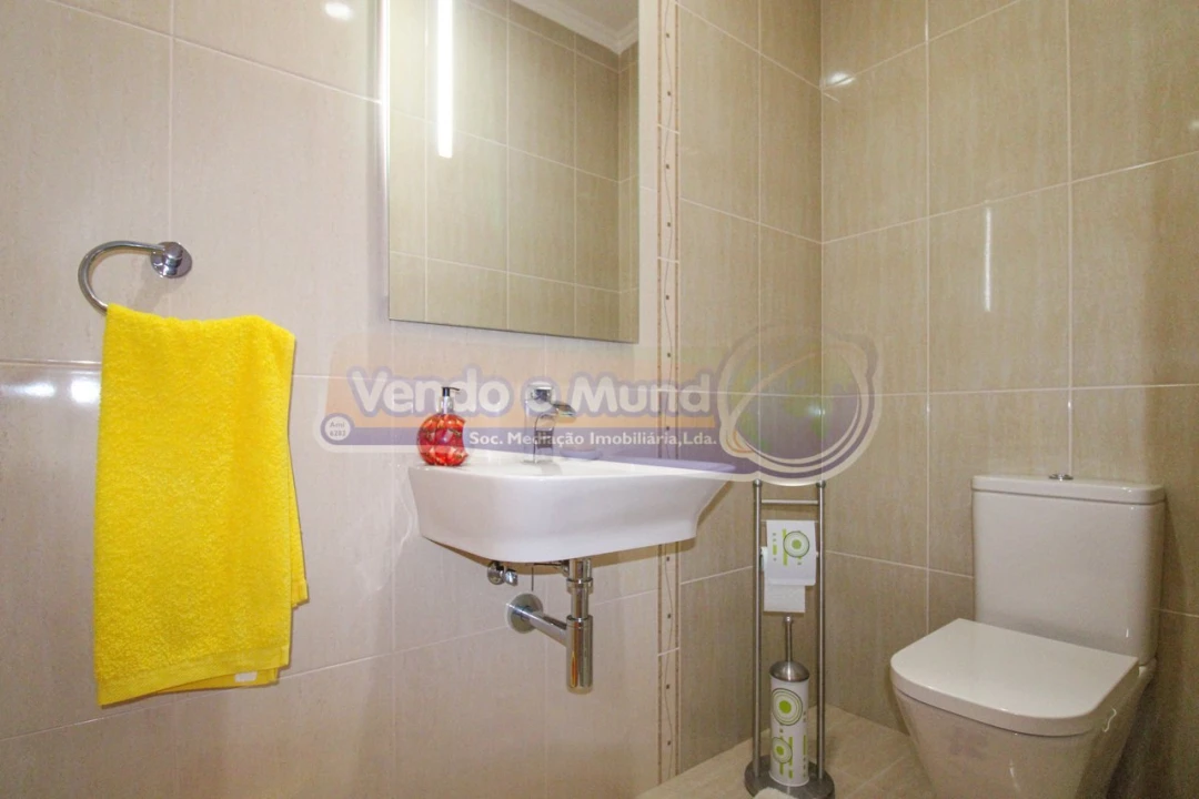 Moradia T4 para Venda em Samora Correia Foto 16