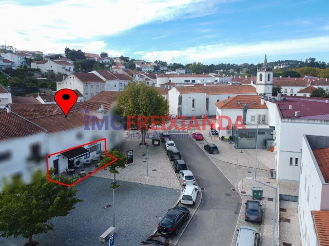 Negócio para Venda em Batalha Foto 2