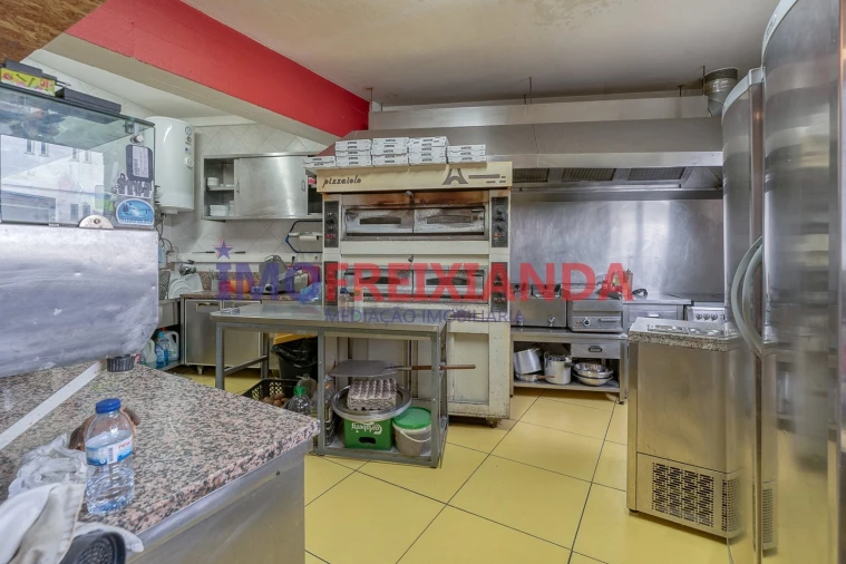 Negócio para Venda em Batalha Foto 14