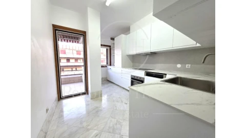 Apartamento T2 para Arrendamento em Cascais e Estoril