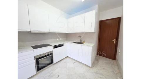Apartamento T2 para Arrendamento em Cascais e Estoril