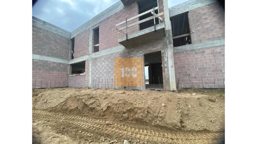 Moradia T3 para Venda em Arvore Foto 19