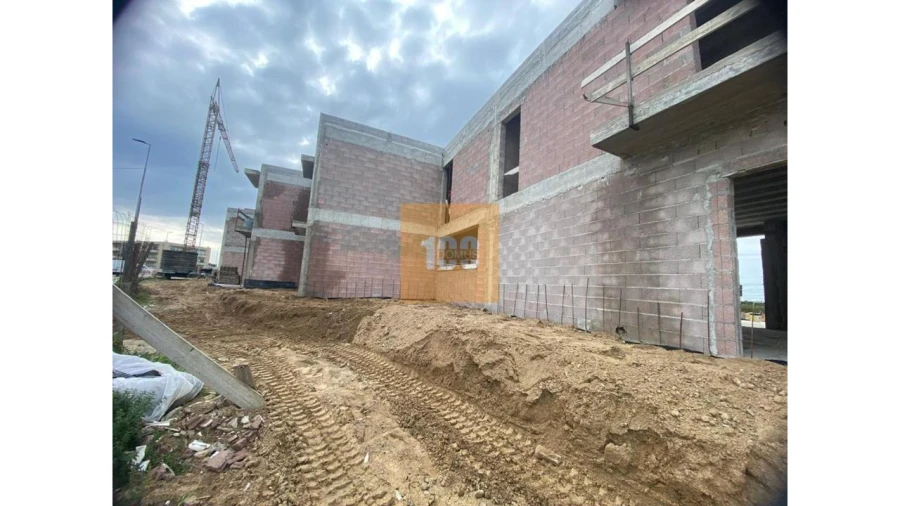 Moradia T3 para Venda em Arvore Foto 20