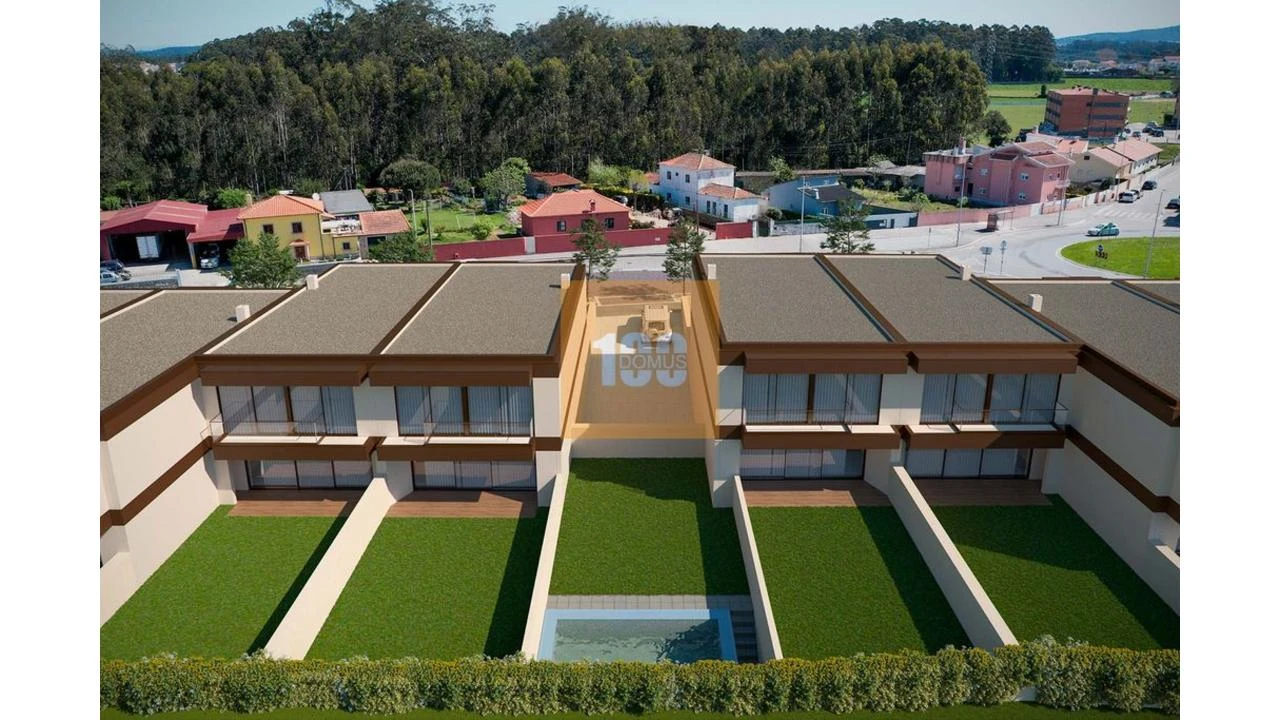 Moradia T3 para Venda em Arvore Foto 3