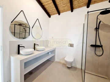 Moradia T3 para Venda em Santa Barbara de Nexe