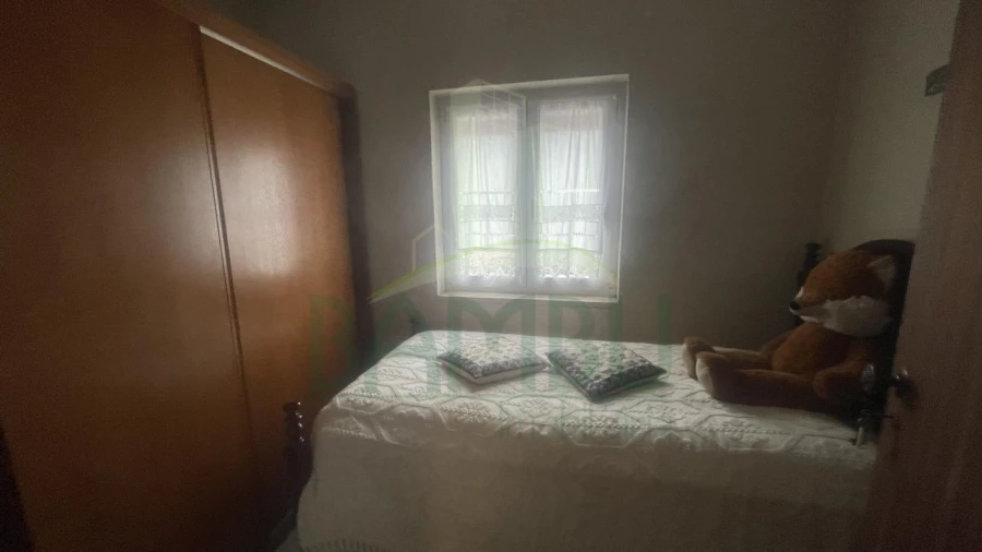 Moradia T6 para Venda em Sapardos Foto 14