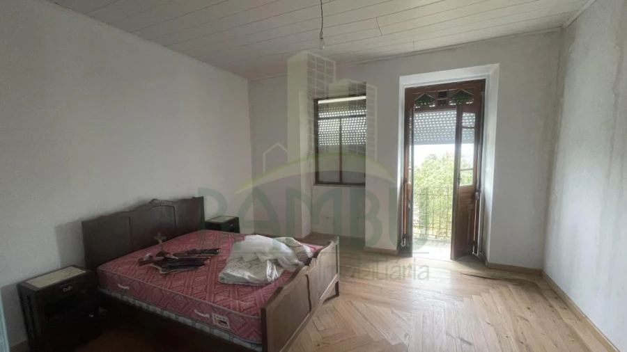 Quinta T4 para Venda em Covas Foto 11