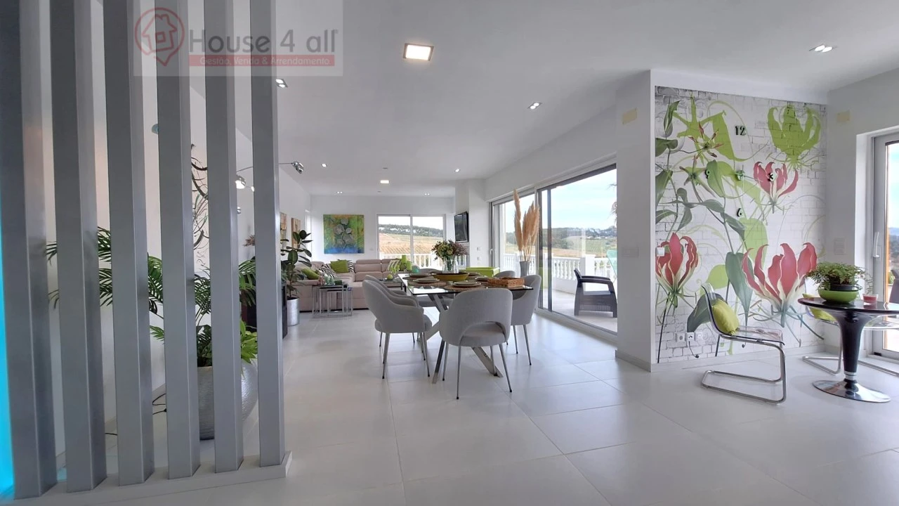 Moradia T3 para Venda em Gaeiras Foto 4