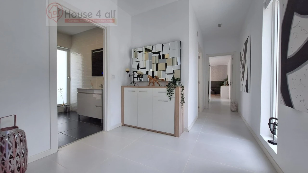 Moradia T3 para Venda em Gaeiras Foto 18