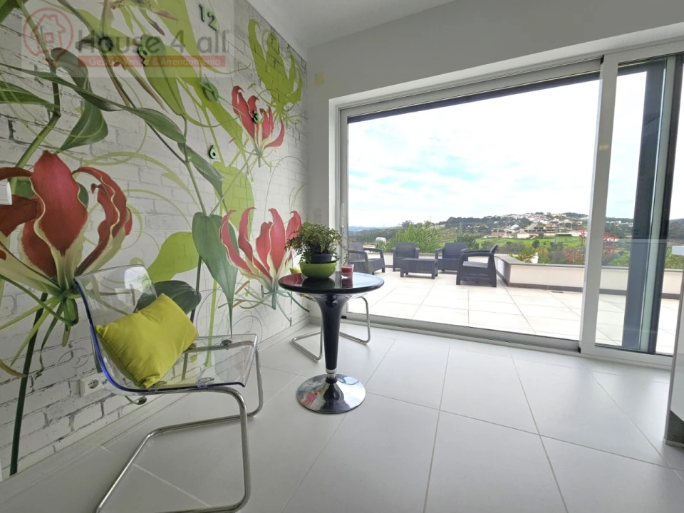 Moradia T3 para Venda em Gaeiras Foto 16