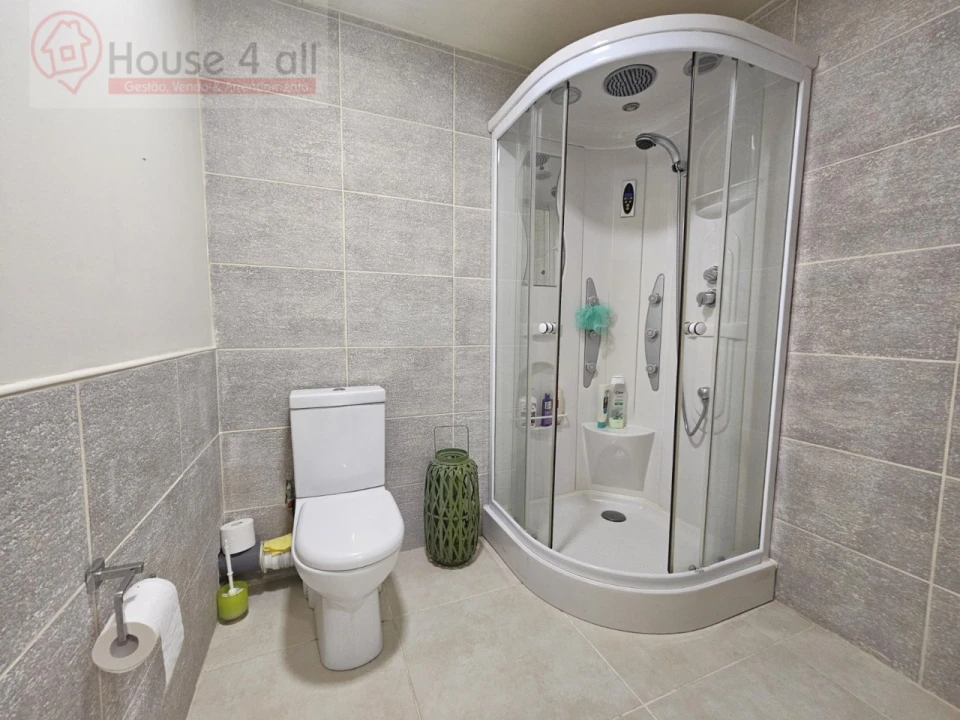 Moradia T3 para Venda em Gaeiras Foto 44