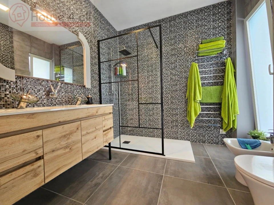 Moradia T3 para Venda em Gaeiras Foto 26