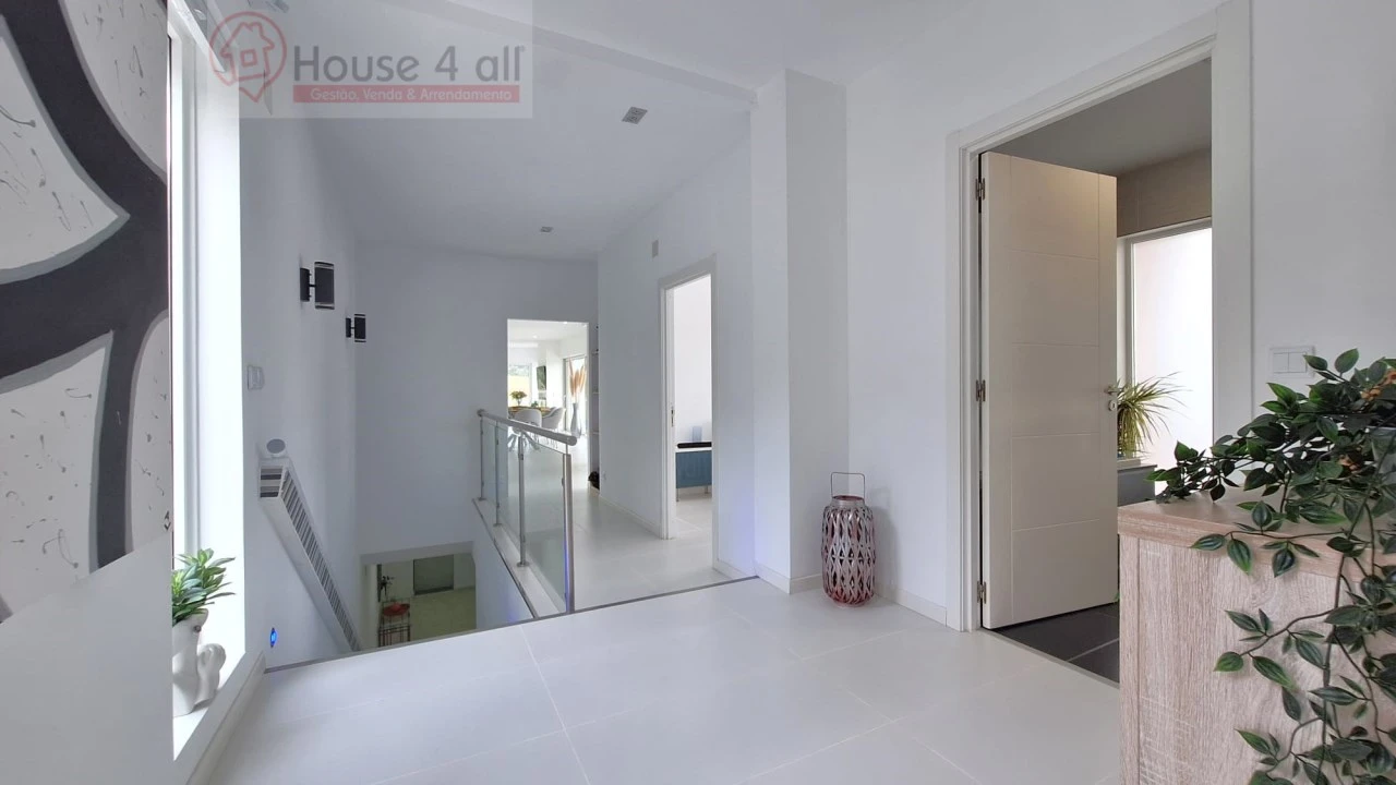 Moradia T3 para Venda em Gaeiras Foto 35