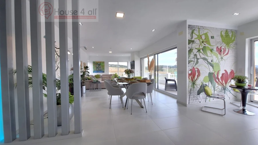 Moradia T3 para Venda em Gaeiras Foto 4