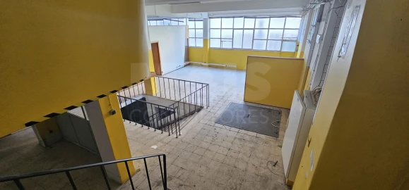 Loja para Venda em Arroios