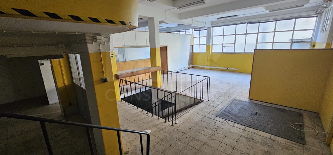 Loja para Venda em Arroios Foto 3
